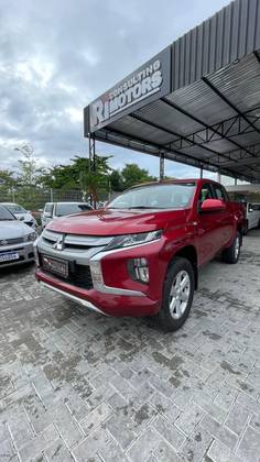 MITSUBISHI L200 TRITON 2.4 16V TURBO DIESEL GLS CD 4X4 AUTOMÁTICO MITSUBISHI L200 TRITON 2.4 16V TURBO DIESEL GLS CD 4X4 AUTOMÁTICO